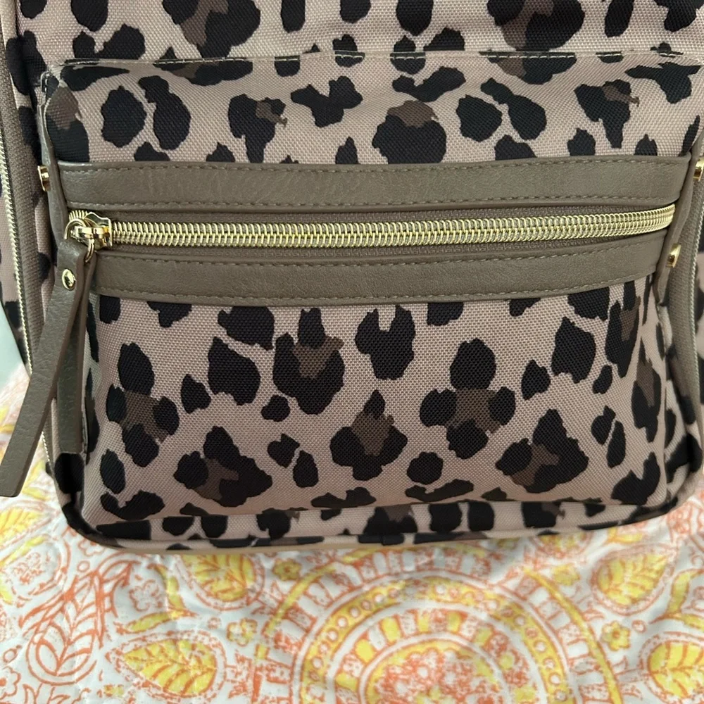 It’s Ritzy Mini Leopard Bag Pack - Picture 11 of 12